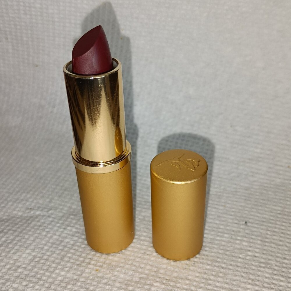NEW Mary Kay  Berry Savvy DARK Semi-Matte Lipstick